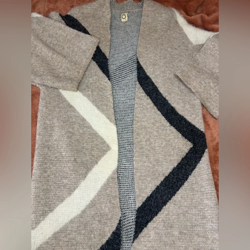 Akemi + Kin Anthropologie Abstract Fuzzy Knit Open Cardigan - Picture 10 of 10